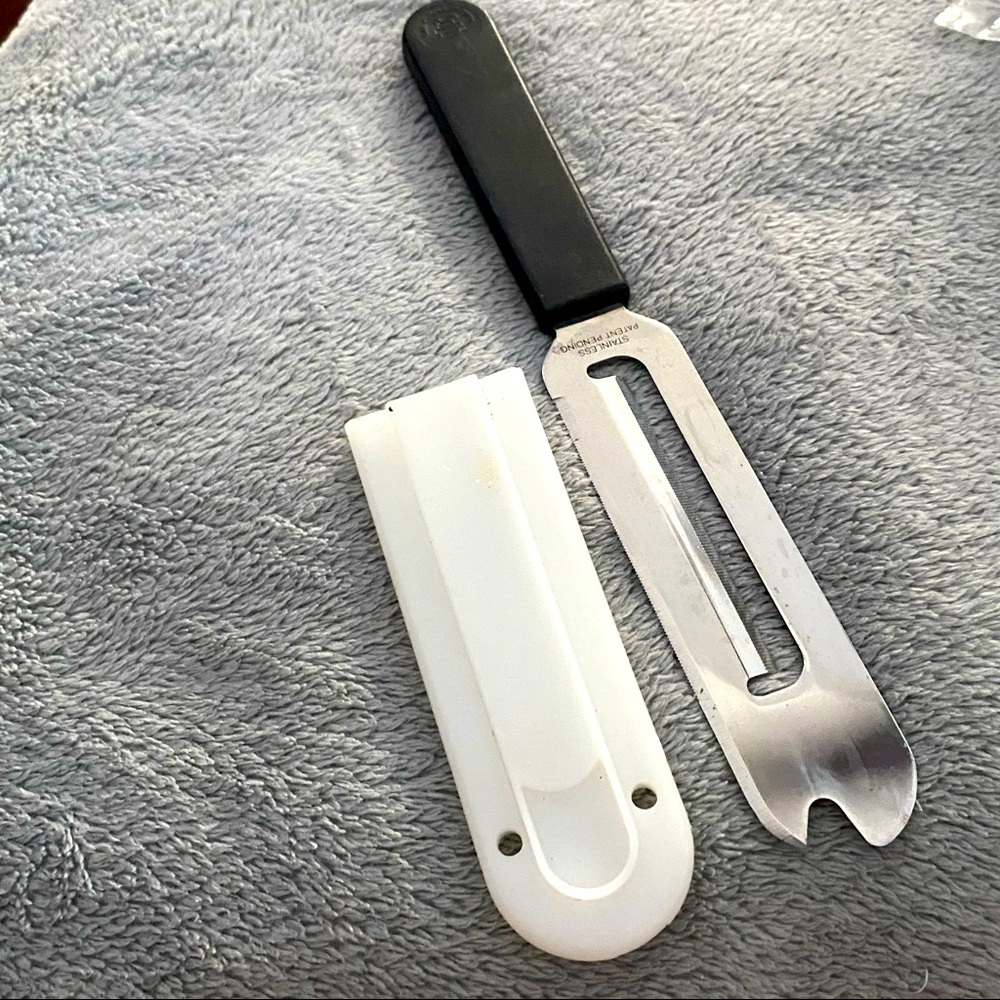 Pampered Chef Cheese Knife - Picture 2 of 4